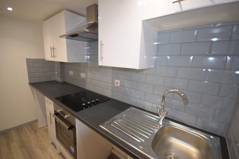 2 bedroom flat to rent, 10-11 Palmerston road, Southampton SO14 1LL