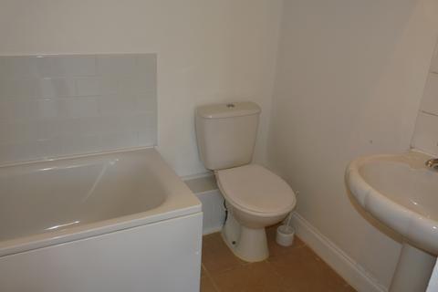 Studio to rent, Watford Road, Harrow, HA1