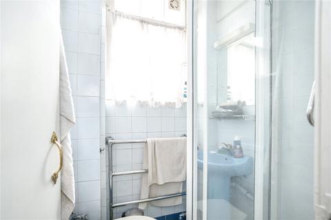 Studio to rent, Portman Square, Marylebone, London, W1H