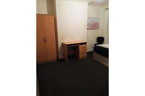 1 bedroom in a house share to rent - Cherington Road, Selly Oak, Birmingham