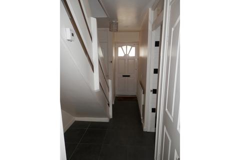 2 bedroom end of terrace house to rent, Primrose Hill, Kings Norton, Birmingham