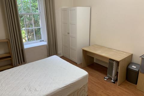 4 bedroom flat to rent, Kent Road, West End G3