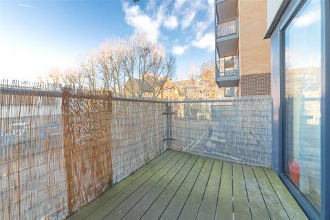 1 bedroom apartment for sale, Baythorne House, London E16