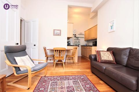 2 bedroom flat to rent, Lochrin Terrace, Fountainbridge, Edinburgh, EH3