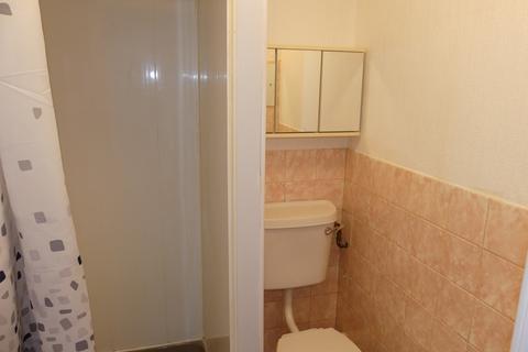 1 bedroom property to rent, North Promenade Flat 10