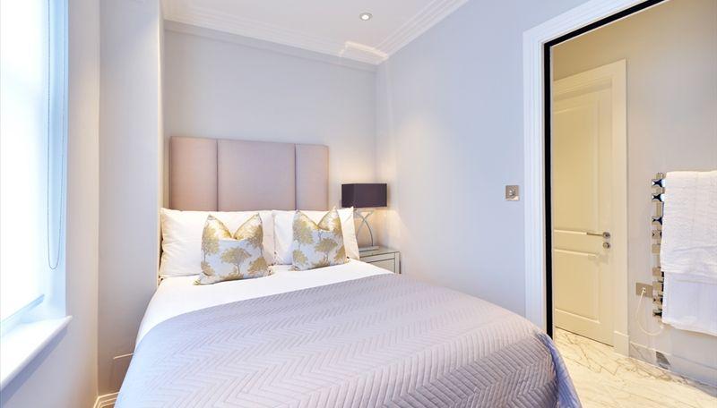 Apartment in London - View 3