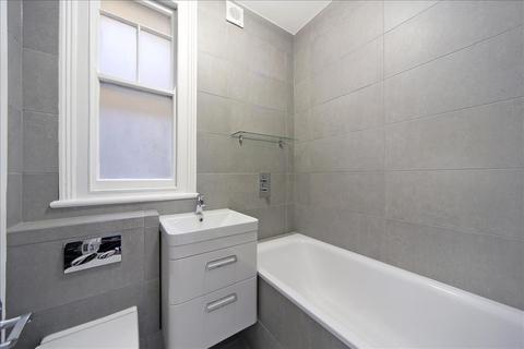 2 bedroom flat to rent, Vera Road, Fulham, SW6