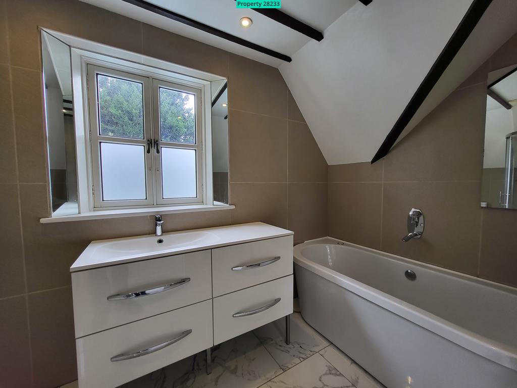 Upstairs bathroom