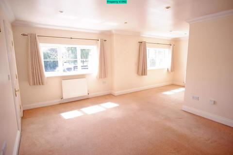 2 bedroom flat to rent, Brooklands Drive, Leighton Buzzard, LU7 3PG
