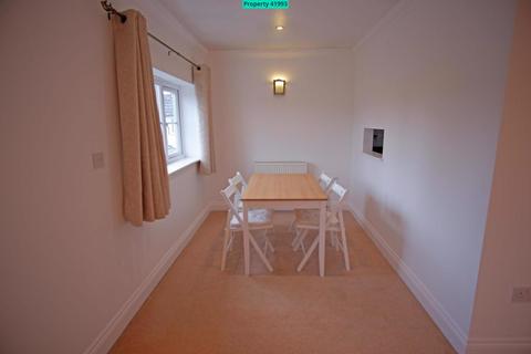 2 bedroom flat to rent, Brooklands Drive, Leighton Buzzard, LU7 3PG