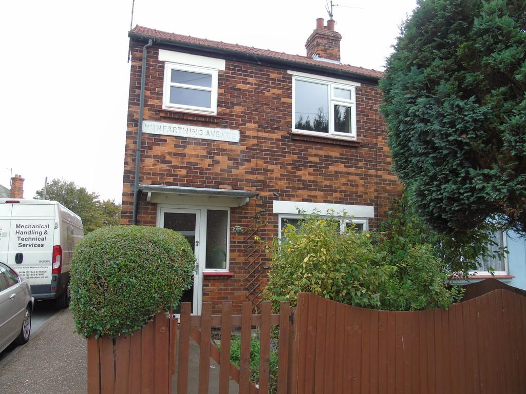 Winfarthing Avenue, South Lynn, Kings Lynn 3 bed end of terrace house