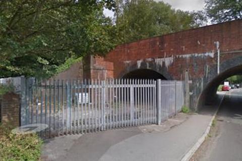 Industrial unit to rent, Arches Bridge 233, Car Park Approach, Salisbury