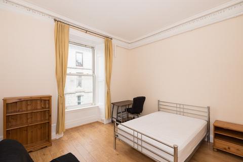 3 bedroom flat to rent, Bridge Street, City Centre, Aberdeen, AB11