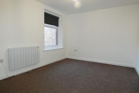 2 bedroom property to rent, Bond Street