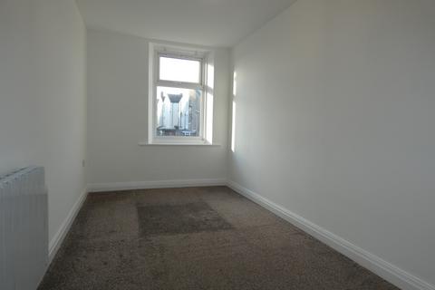 2 bedroom property to rent, Bond Street