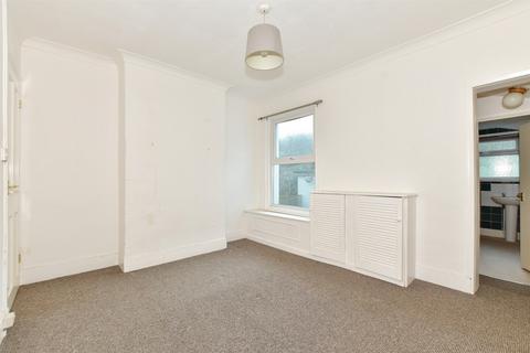 145 Clarendon Place, Dover, CT17 9QE