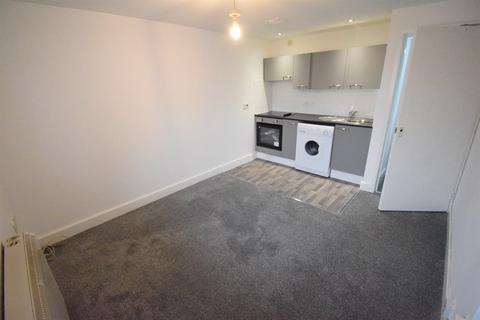 1 bedroom house to rent, Crwys Road, Cardiff