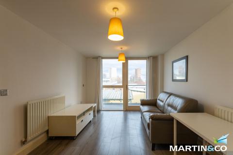 2 bedroom apartment to rent, Mason Way, Park Central, B15