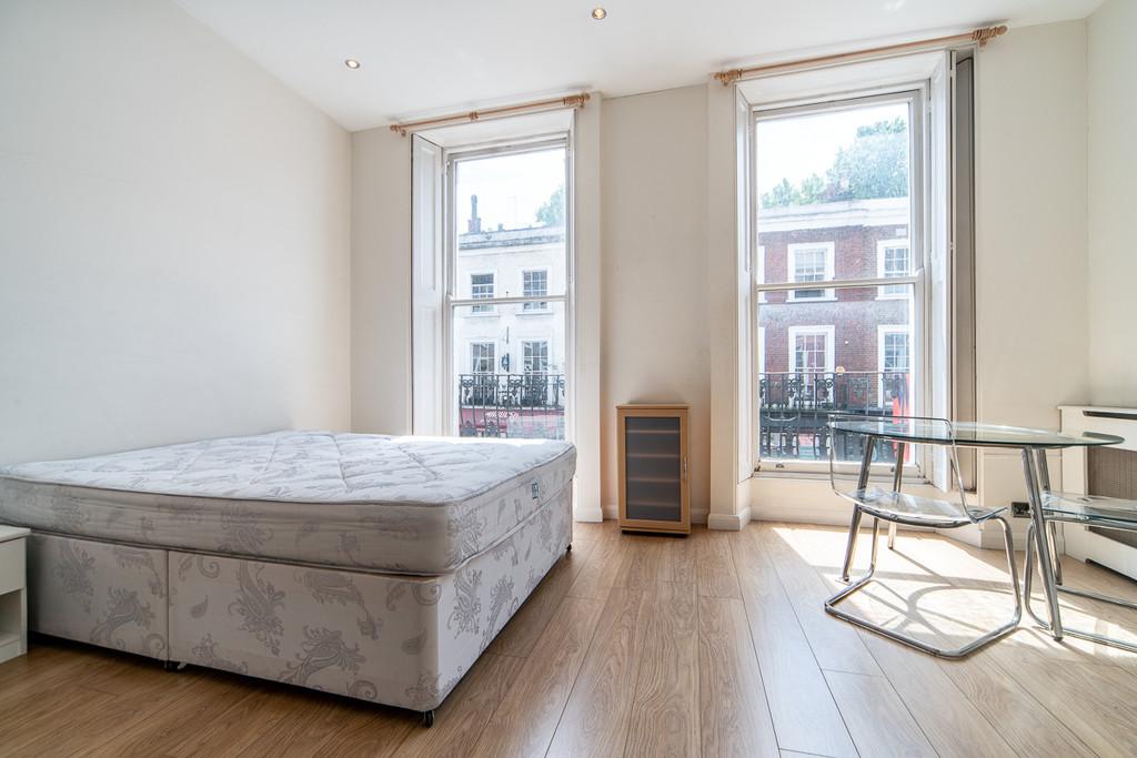 Apartment in London, Royal Borough of Kensington and Chelsea - View 2