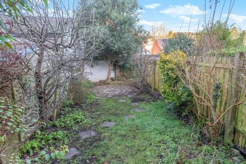 14 Addison Road, Guildford, GU1 3QG
