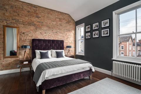 20 Artillery Terrace, Guildford, GU1 4NL