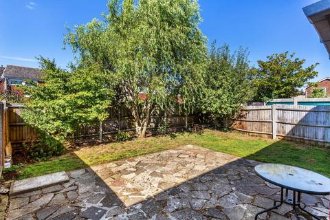 8 Penny Drive, Wood Street Village, Guildford, GU3 3DJ