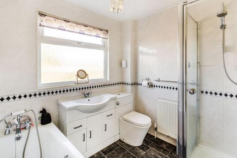 8 Penny Drive, Wood Street Village, Guildford, GU3 3DJ