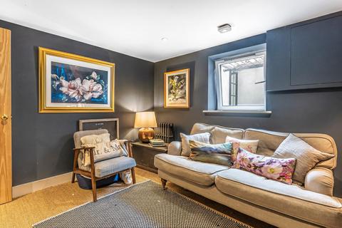 15 Artillery Terrace, Guildford, GU1 4NL