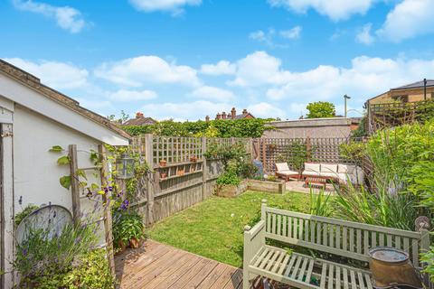 15 Artillery Terrace, Guildford, GU1 4NL