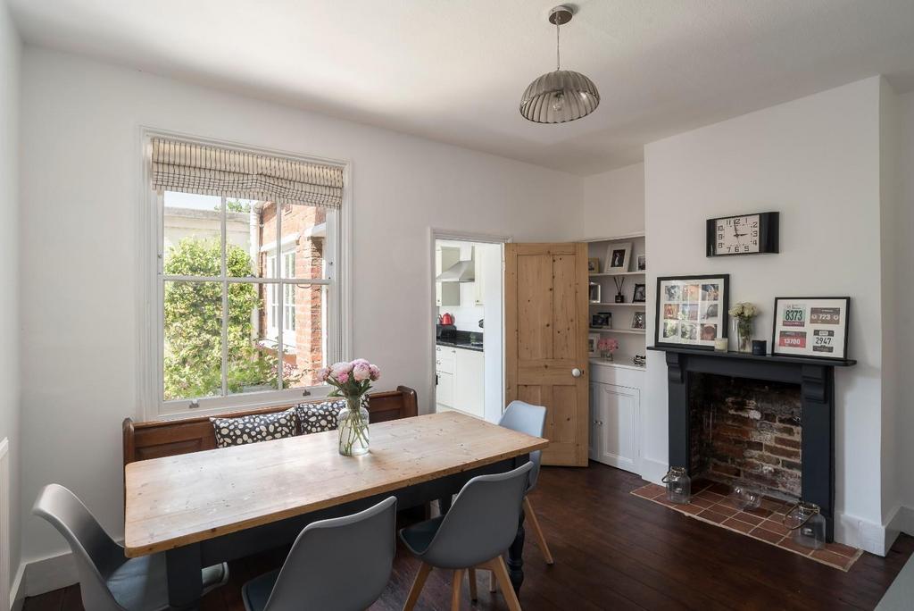 004 27 Cooper Rd, Guildford Hazeldine 20190627 MH1