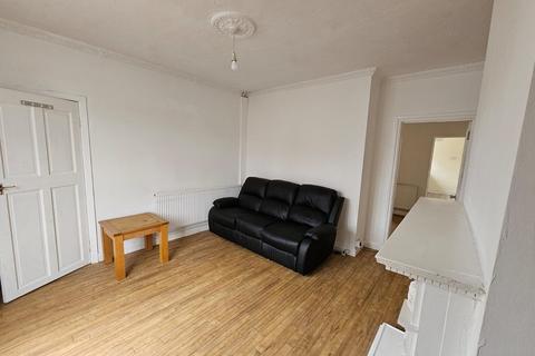 2 bedroom semi-detached house to rent, Braunstone Lane, Braunstone Town, Leicester, LE3 2RT