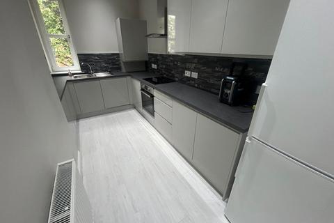 2 bedroom flat to rent, Wallace Street, Stirling Town, Stirling, FK8