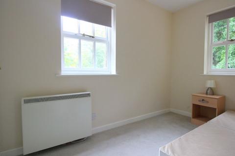undefined, Huntington Road, York