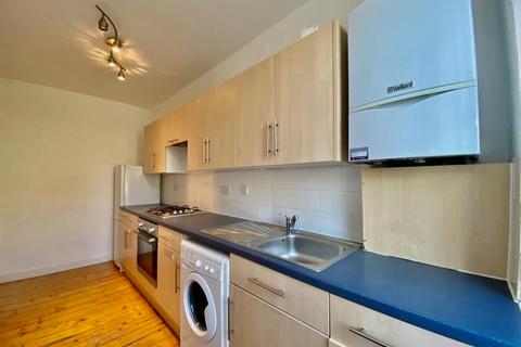 2 bedroom flat to rent, Duddingston Park South, Duddingston, Edinburgh, EH15