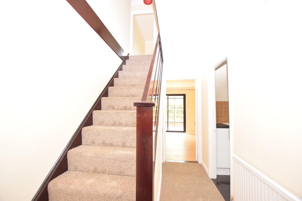 Firstore Drive, Colchester 4 bed detached house £1,200 pcm (£277 pw)