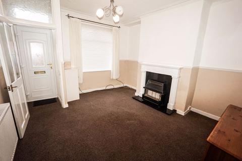 2 bedroom terraced house to rent, Robinson Street, Horwich