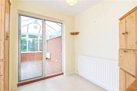 2 bedroom semi-detached house to rent, Fontwell Drive, Bletchley, Buckinghamshire, MK3