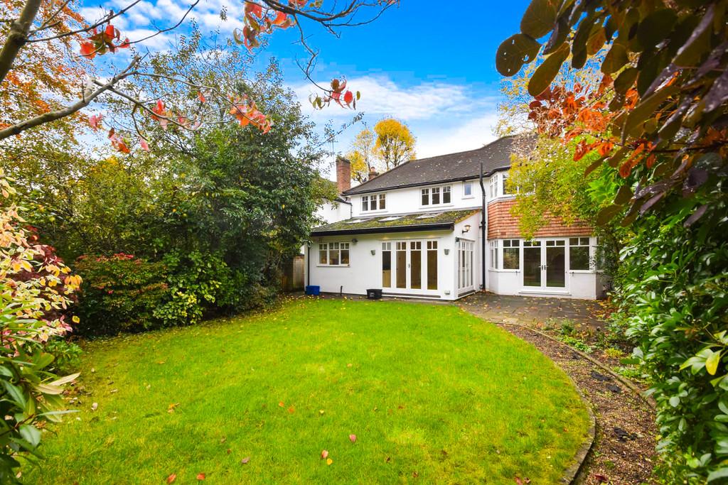 House in East Twickenham - View 3