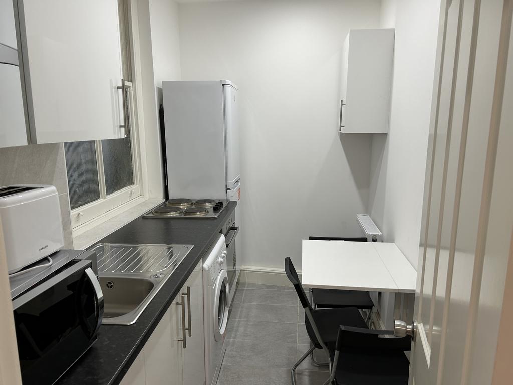 Full separate kitchen