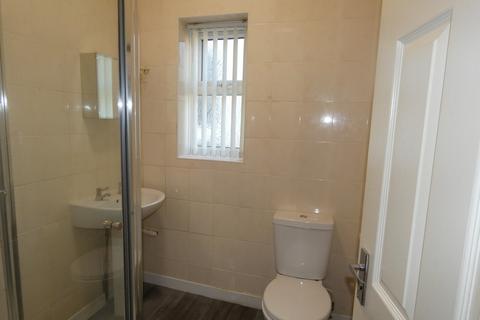 2 bedroom property to rent, Cocker Street Flat 2