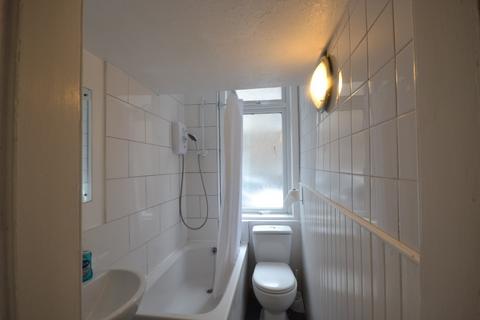 1 bedroom flat to rent, Waverley Park, Abbeyhill, Edinburgh, EH8