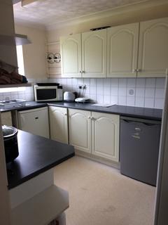 6 bedroom house share to rent, Smithson Close