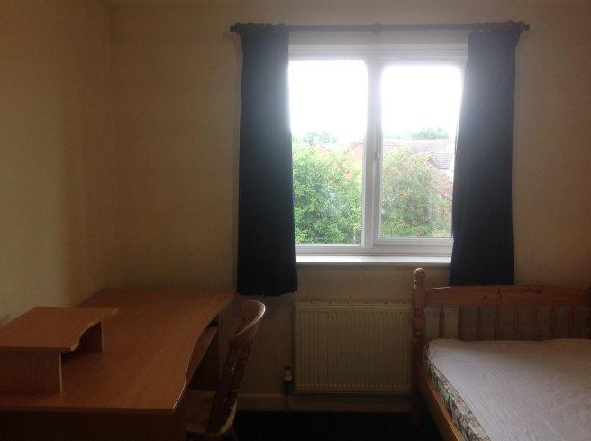 Smithson-close-bh12-5ey-926166