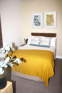 Room 4, Glyn Avenue, DN1