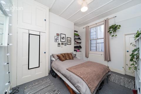 2 bedroom flat to rent, Queen Square, Brighton, BN1
