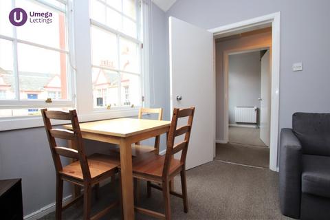 1 bedroom flat to rent, Portsburgh Square, Grassmarket, Edinburgh, EH1