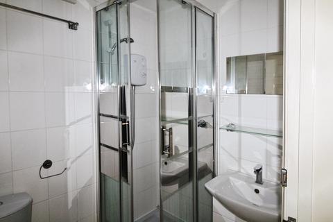 undefined, Wellington Street, Town Centre, Luton, LU1
