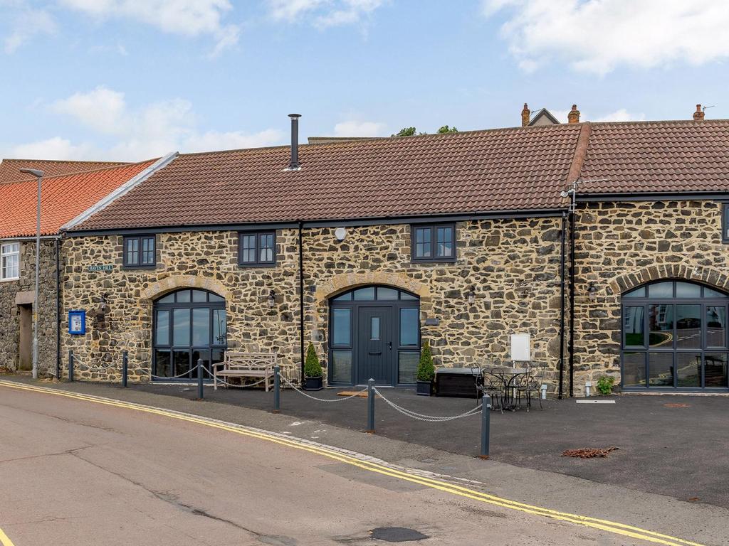 Tom’s Hideout, 6 Haven Hill, Craster, Northumberland 3 bed cottage for