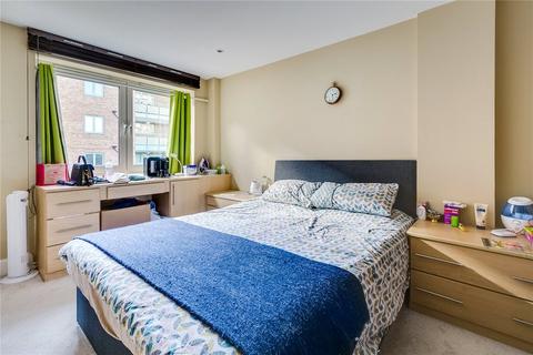 3 bedroom flat to rent, Vauxhall Bridge Road, London, SW1V