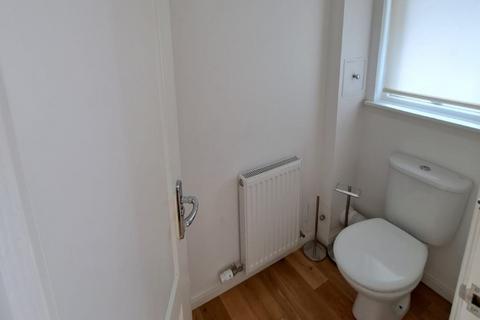 3 bedroom terraced house to rent, St Peter's Place, City Centre, Aberdeen, AB24